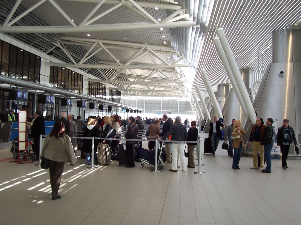 Flughafen von Sofia: Der Check-in-Bereich des Terminal 2