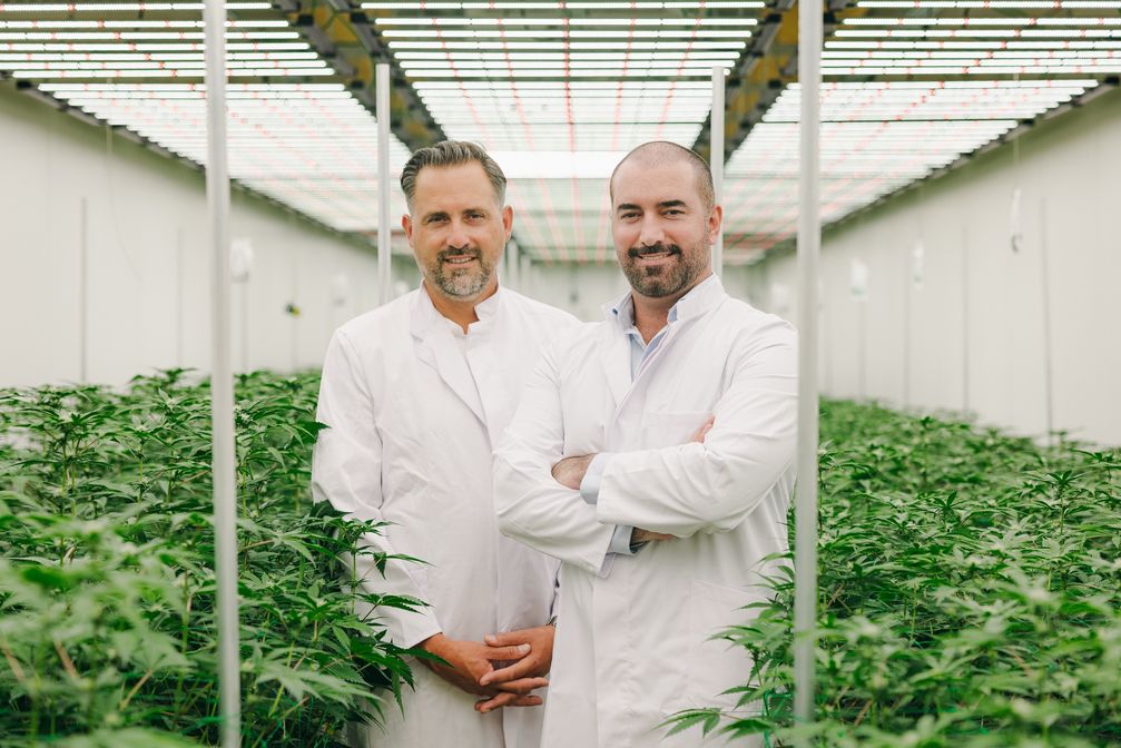 Co-Gründer Dr. Nikolaos Katsaras und Dogan Küncekli  (2025) Bild: German Cannabis Standard Fotograf: Markus Braumann