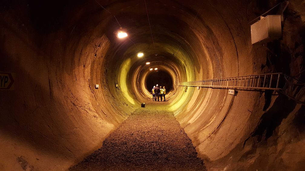 Im schwedischen Felslabor Äspö wird die Endlagerung von hochradioaktivem Atommüll geprobt. Bild: "obs/ZDF/Andrew Dwarka"