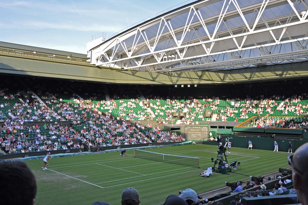 Der Centre Court, bereits mit dem verschließbaren Dach versehen.