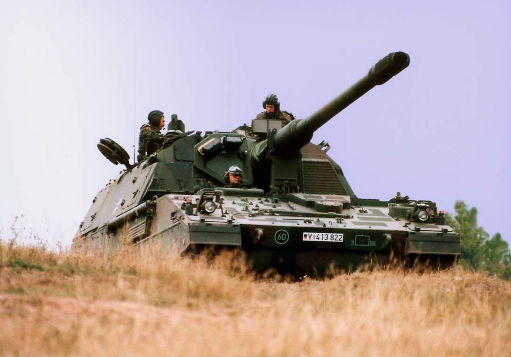 Panzerhaubitze 2000