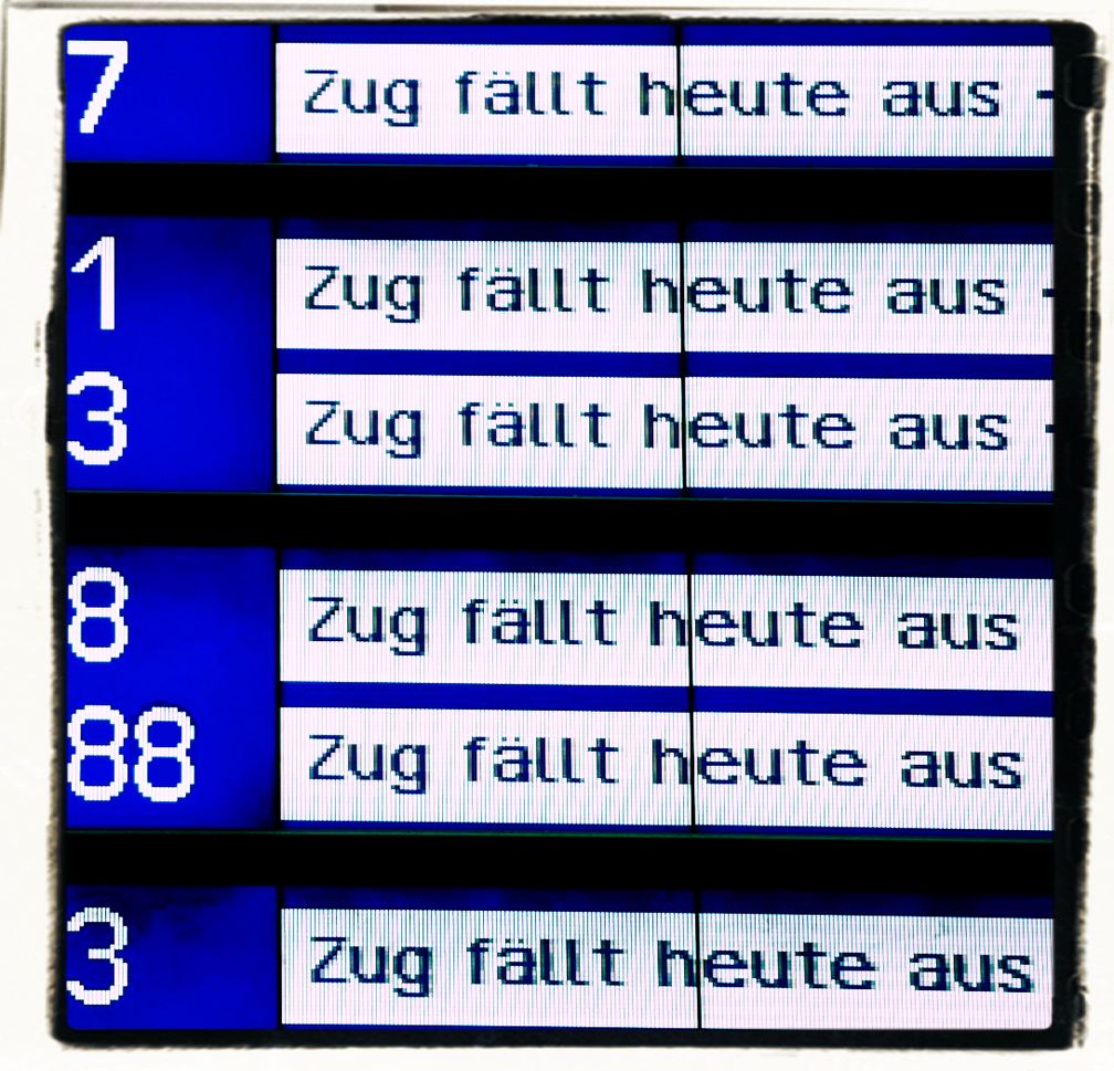 Die Bahn kommt...außer bei Schnee, Regen, Wind, Hitze, Kälte und Schnupfen.... (Symbolbild)