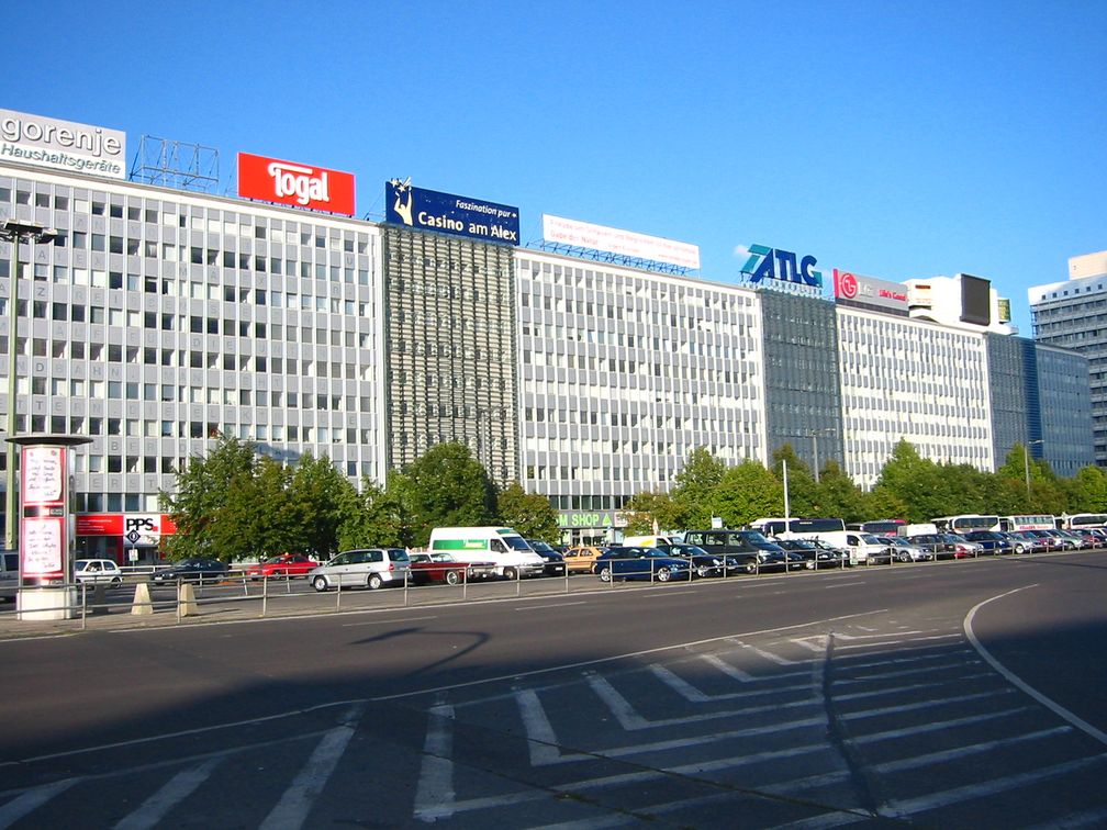 Haus der Elektroindustrie, der Hauptsitz der Treuhandanstalt am Berliner Alexanderplatz