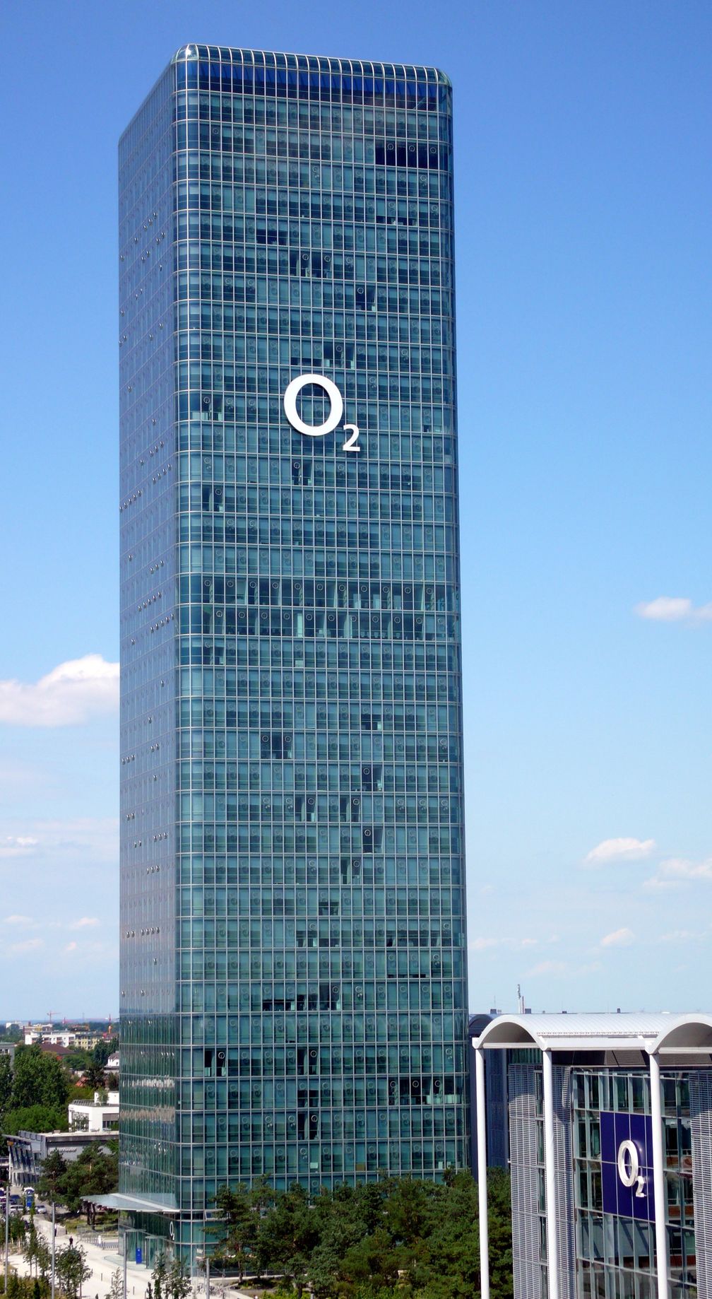 Das Firmengebäude von Telefónica Germany am Georg-Brauchle-Ring in München.