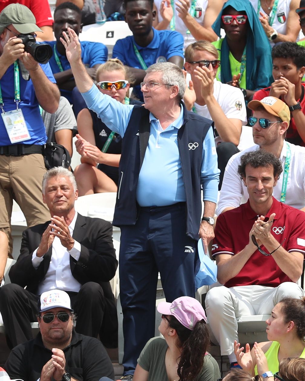 Thomas Bach in der Mitte (2018)