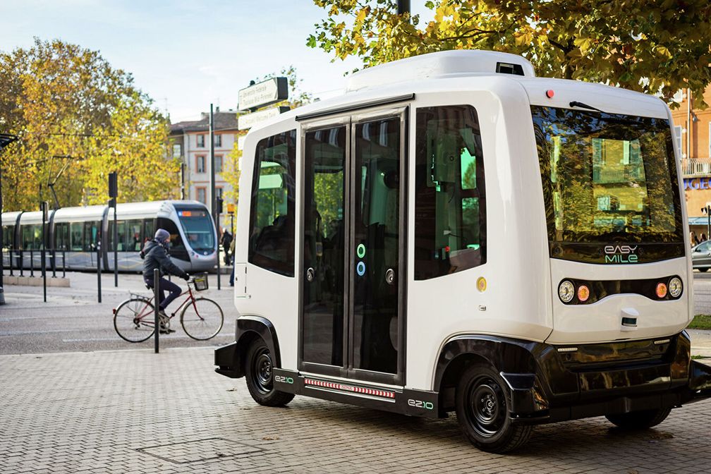 EVA-Shuttle-Konsortium schafft autonome Mini-Busse an