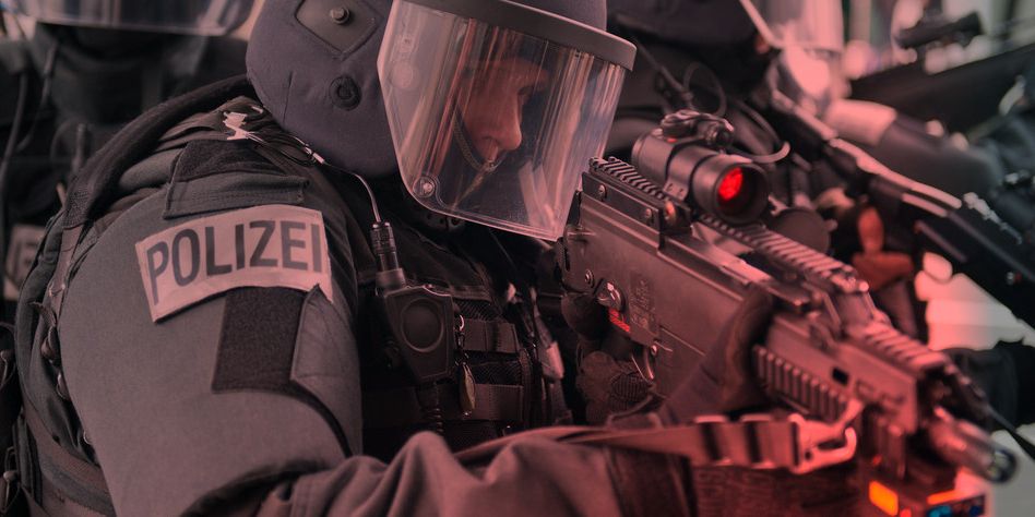 Zeit Wird Freitag Nach Angehalten Zeit Wird Freitag Nach Angehalten