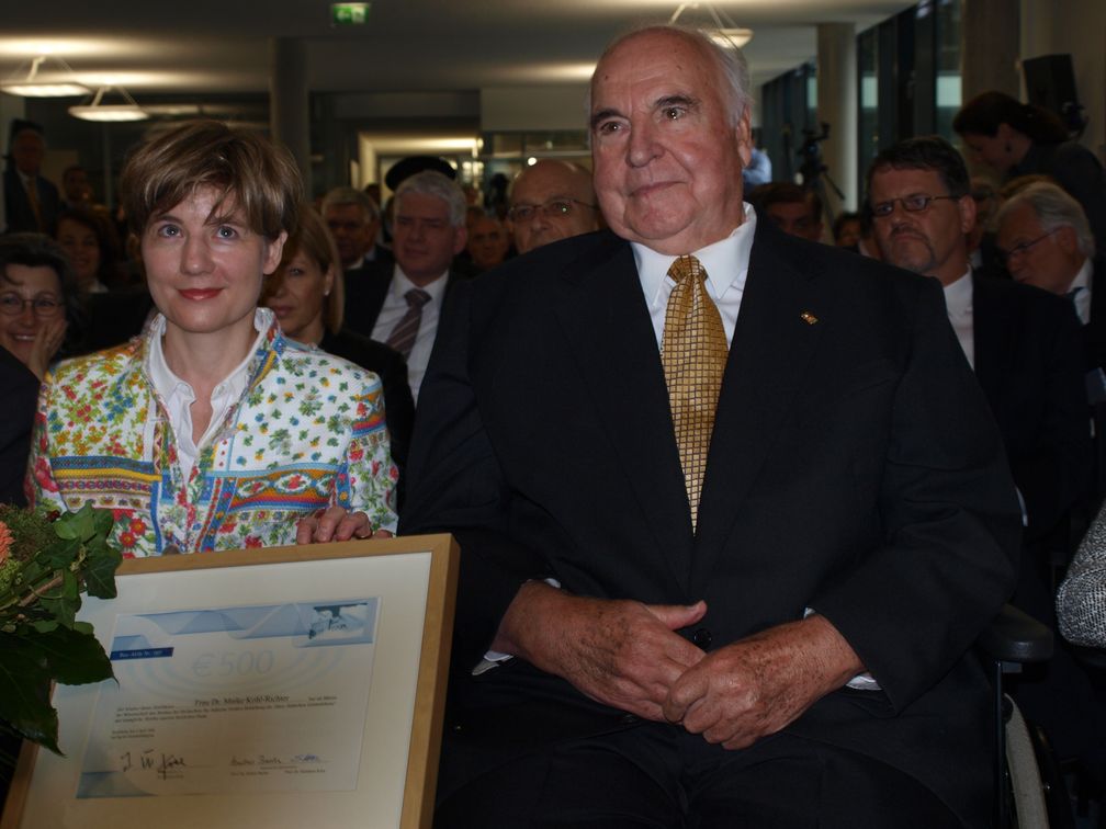 Helmut Kohl mit seiner zweiten Ehefrau Maike, 2009