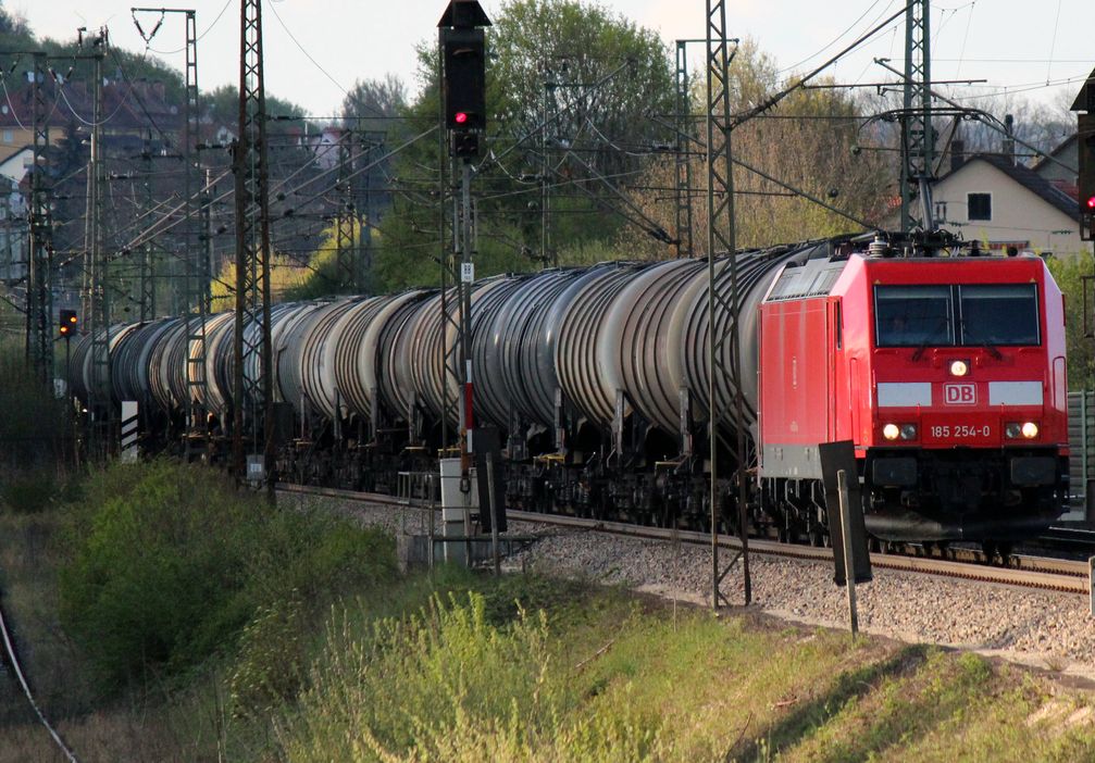 Kesselwagen-Zug von DB Cargo (Symbolbild)