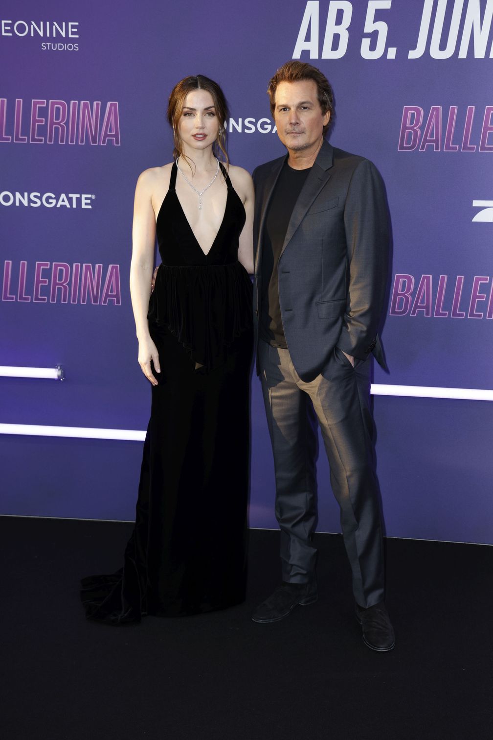 Ana de Armas und Regisseur Len Wiseman  (2025) Bild: LEONINE Studios Fotograf: Sebastian Gabsch