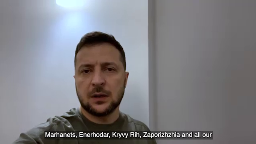 Präsident Selenskij während seiner Video-Ansprache am 13. August 2022 (Screenshot) Bild: Telegram / https://t.me/V_Zelenskiy_official/2866 / RT