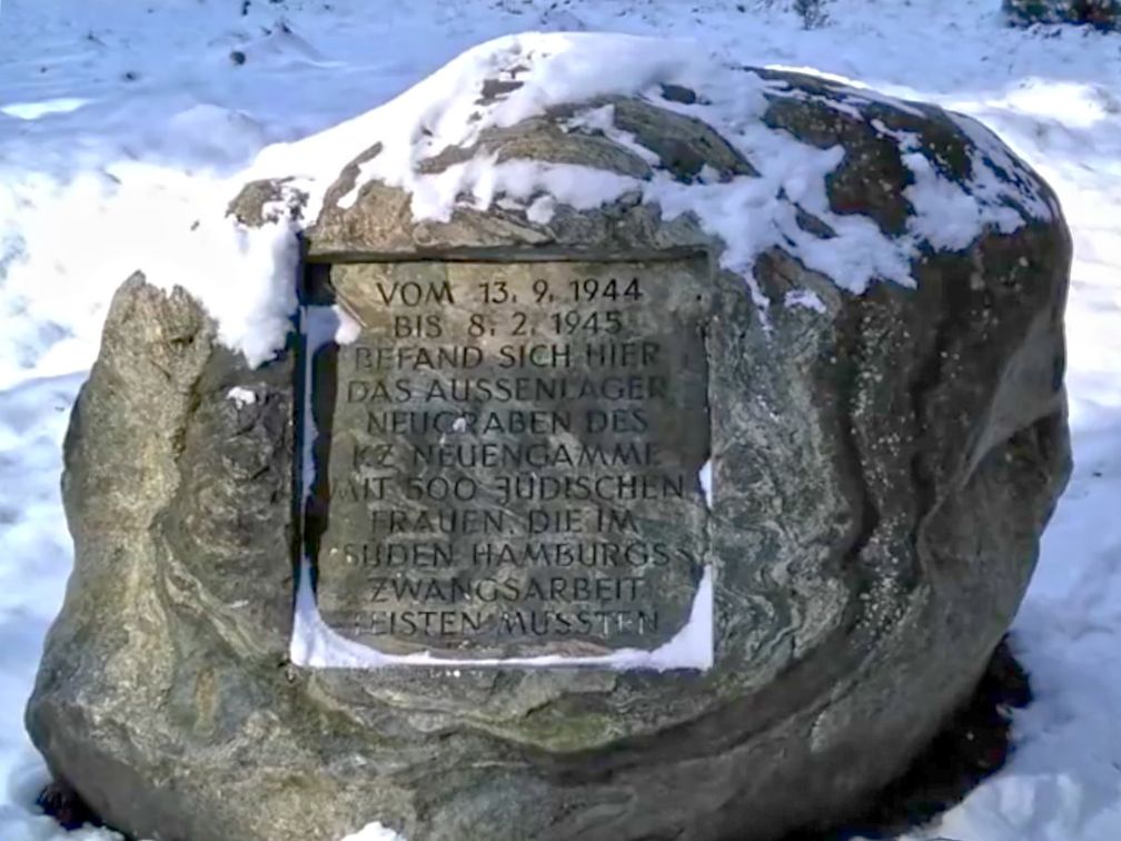 Gedenkstein Frauenaußenlager Neugraben