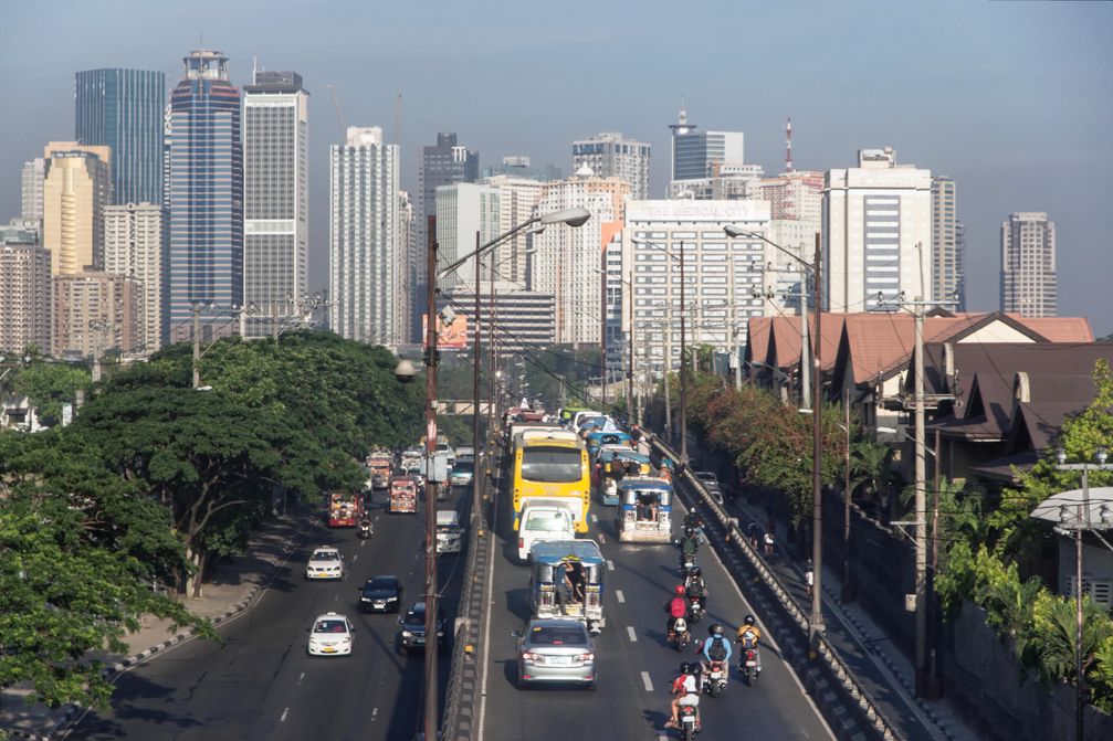 Aufgrund des stark steigenden Verkehr sind die Bewohner Manilas aktuell mit einer alarmierenden, gesundheitsgefährdenden Luftverschmutzung konfrontiert.