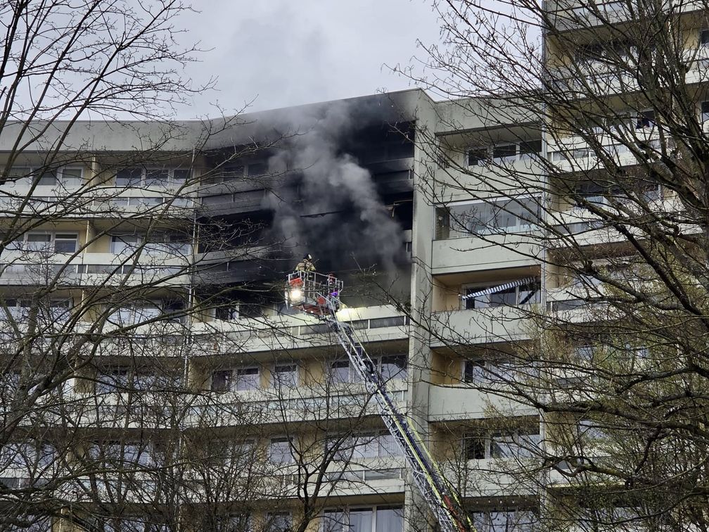 Hochhausbrand Bergisch Gladbach
