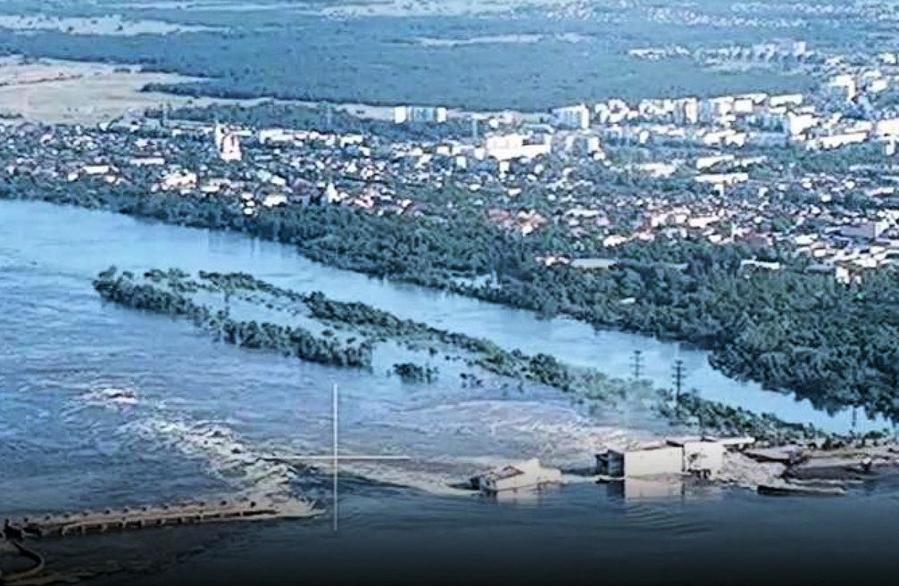 Das zerstörte Wasserkraftwerk Kachowka am 06.06.2023