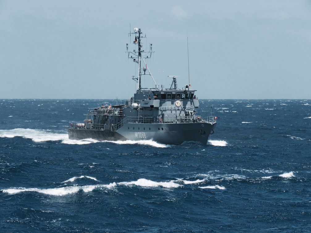 Minenjagdboot Datteln (M 1068) fährt im Rahmen der Mission EUNAVFOR MED Operation Sophia, am 24.06.2016. Bild: Bundeswehr