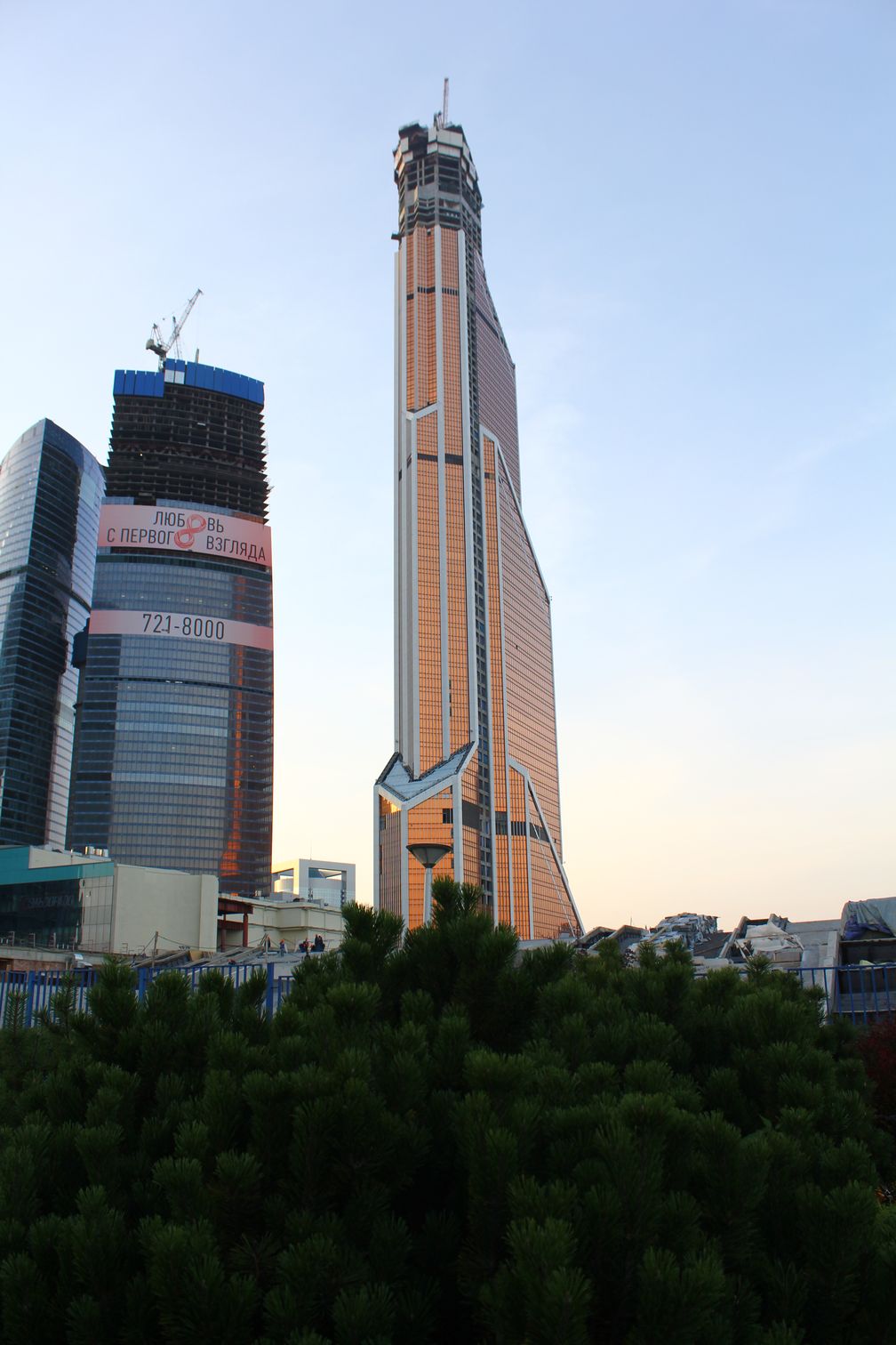 Der Mercury City Tower am 20. Oktober 2012