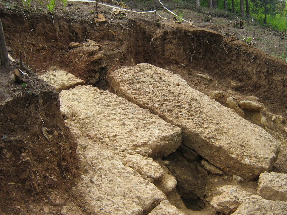 Visočica hill conglomerate layers