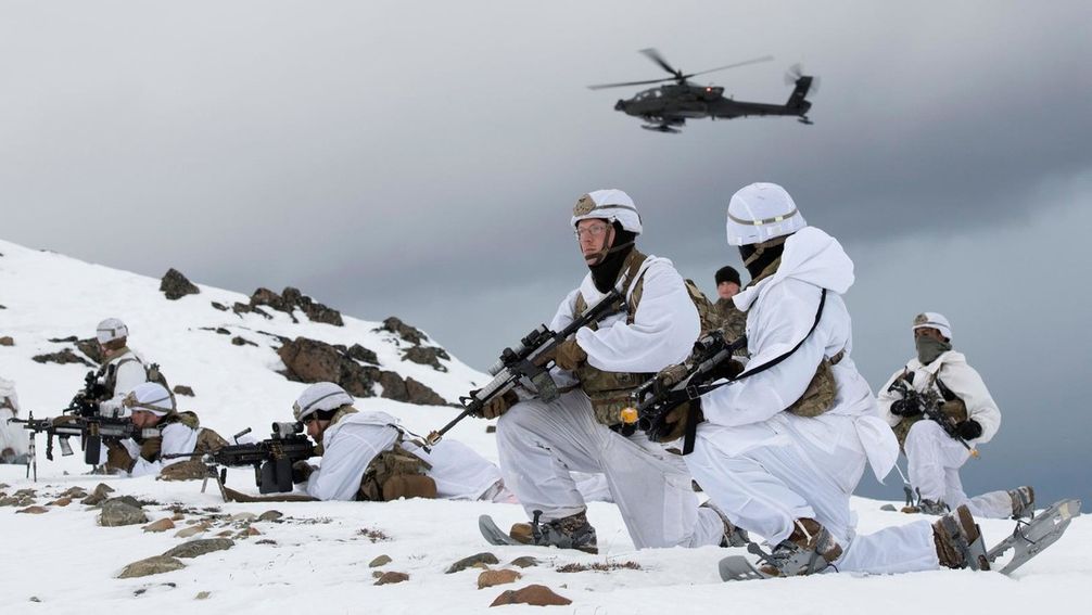 Auf dem Archivbild: Indische und US-amerikanische Militärs trainieren im Rahmen der Übung Yudh Abhyas 2021 im US-Bundesstaat Alaska. Bild: Legion-media.ru / APFootage / U.S. Air Force Photo by Alejandro Peña