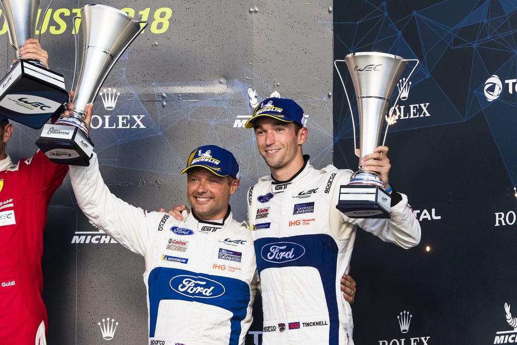 Die Briten Andy Priaulx (links) und Harry Tincknell wurden im Ford GT mit der Startnummer 67 Zweite der 6 Stunden von Silverstone und feierten ihren ersten Podestplatz der laufenden WEC-Saison.