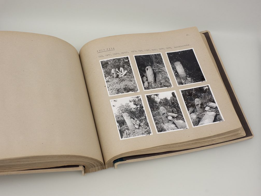 Bilder der Reise von 1934-1935 (Teilnehmer Alfons Bayrle, Adolf Ellegard Jensen, Helmut von den Steinen, Helmut Wohlenberg).
Quelle: Steigerwald (idw)