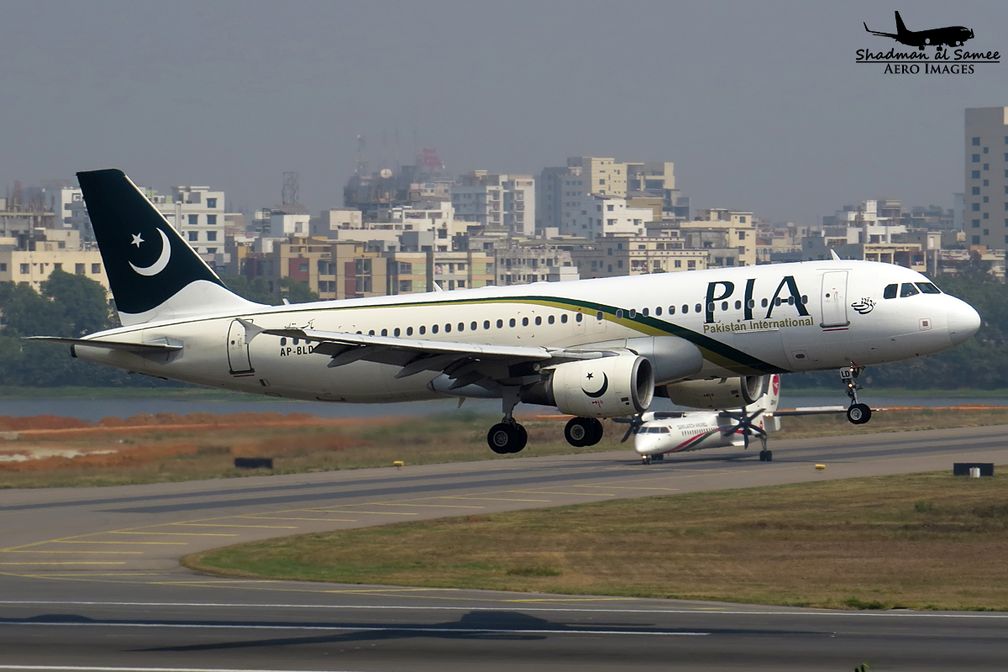 Pakistan-International-Airlines-Flug 8303