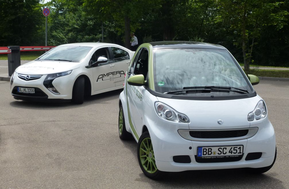 Opel Ampera und smart-ed 2012