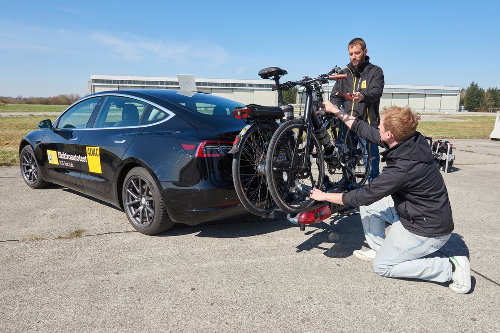 ADAC Test von Heckträgern