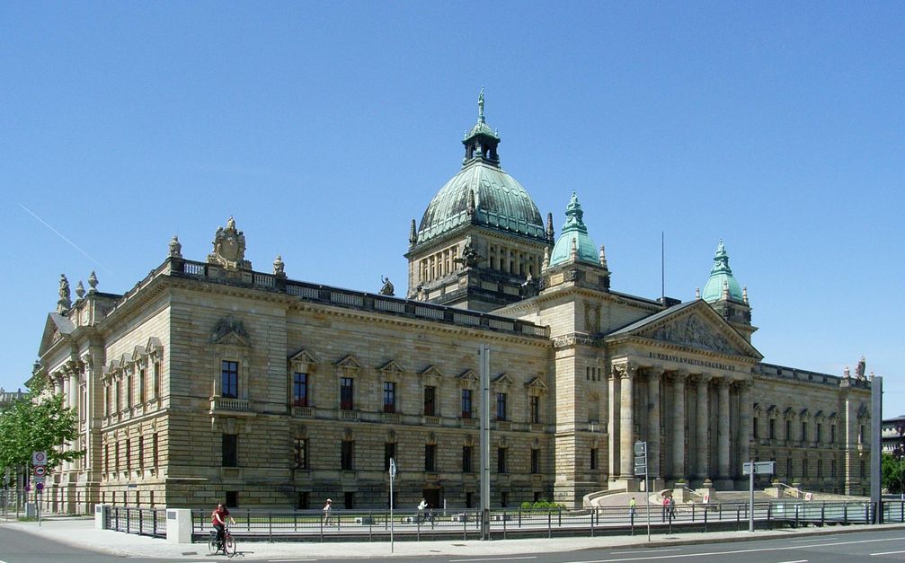 Sitz des Bundesverwaltungsgerichtes im Reichsgerichtsgebäude in Leipzig (Blickrichtung Westen)