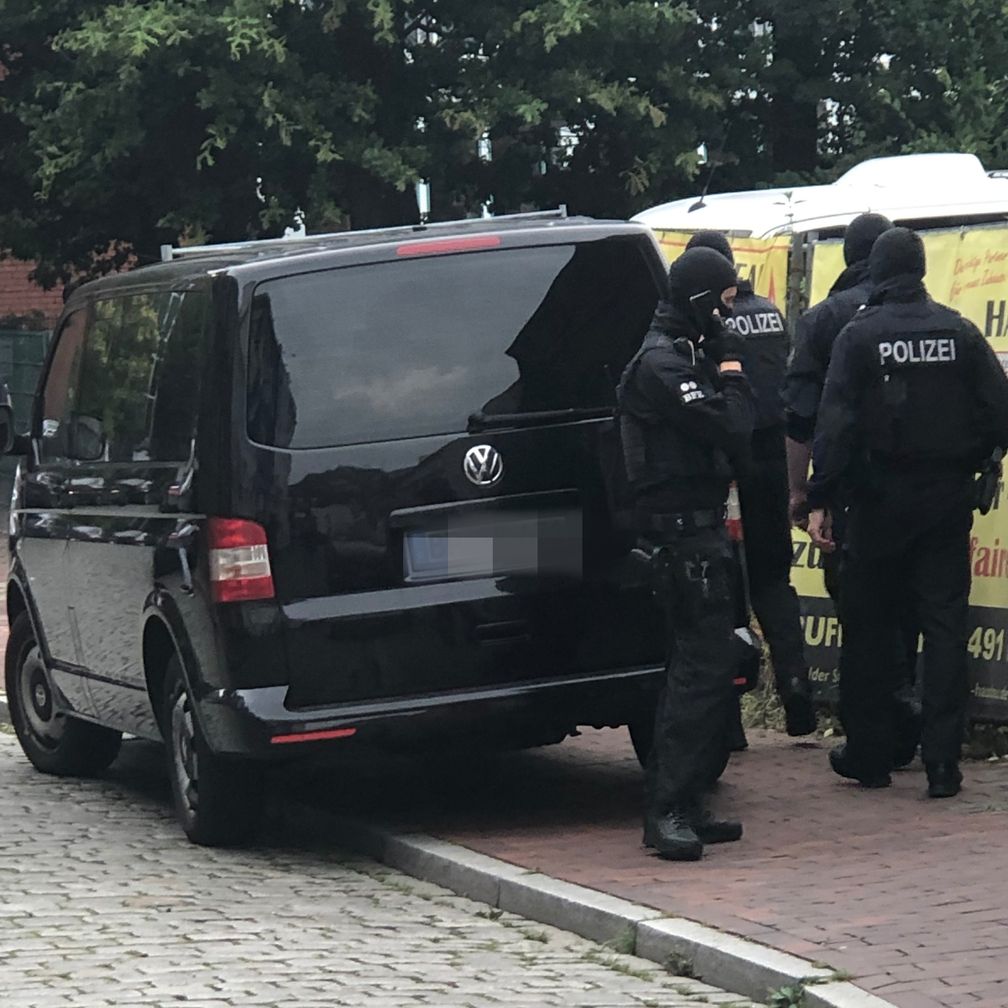 Durchsuchungsmaßnahmen der Bundespolizei / Bild: Bundespolizei