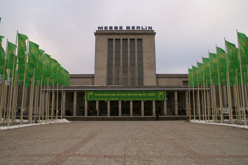 Internationale Grüne Woche in Berlin, Eingangsbereich zum Messegelände, 2006