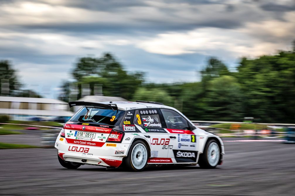 SKODA Motorsport bei der Bohemia Rallye: Jan Černý/Petr Černohorský vom Louda Auto SKODA Racing Team komplettierten nach einer fehlerfreien Fahrt mit ihrem dritten Platz das Podium ausschließlich aus SKODA Teams.  Bild: SKODA Fotograf: Skoda Auto Deutschland GmbH