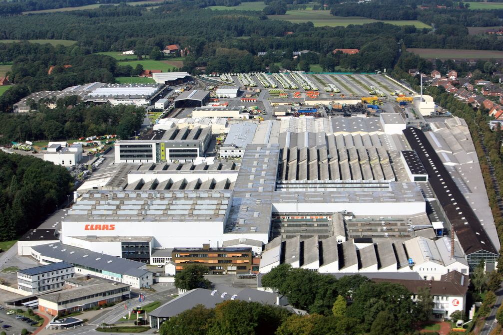 Claas: Luftbild des Firmengeländes in Harsewinkel