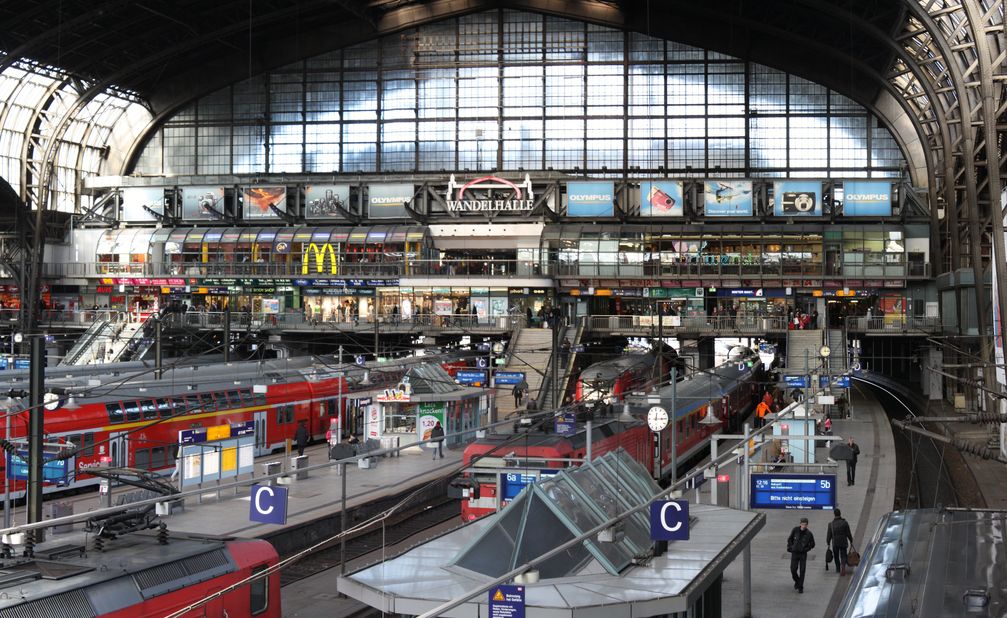 Bahnsteighalle, Blick vom Südsteg