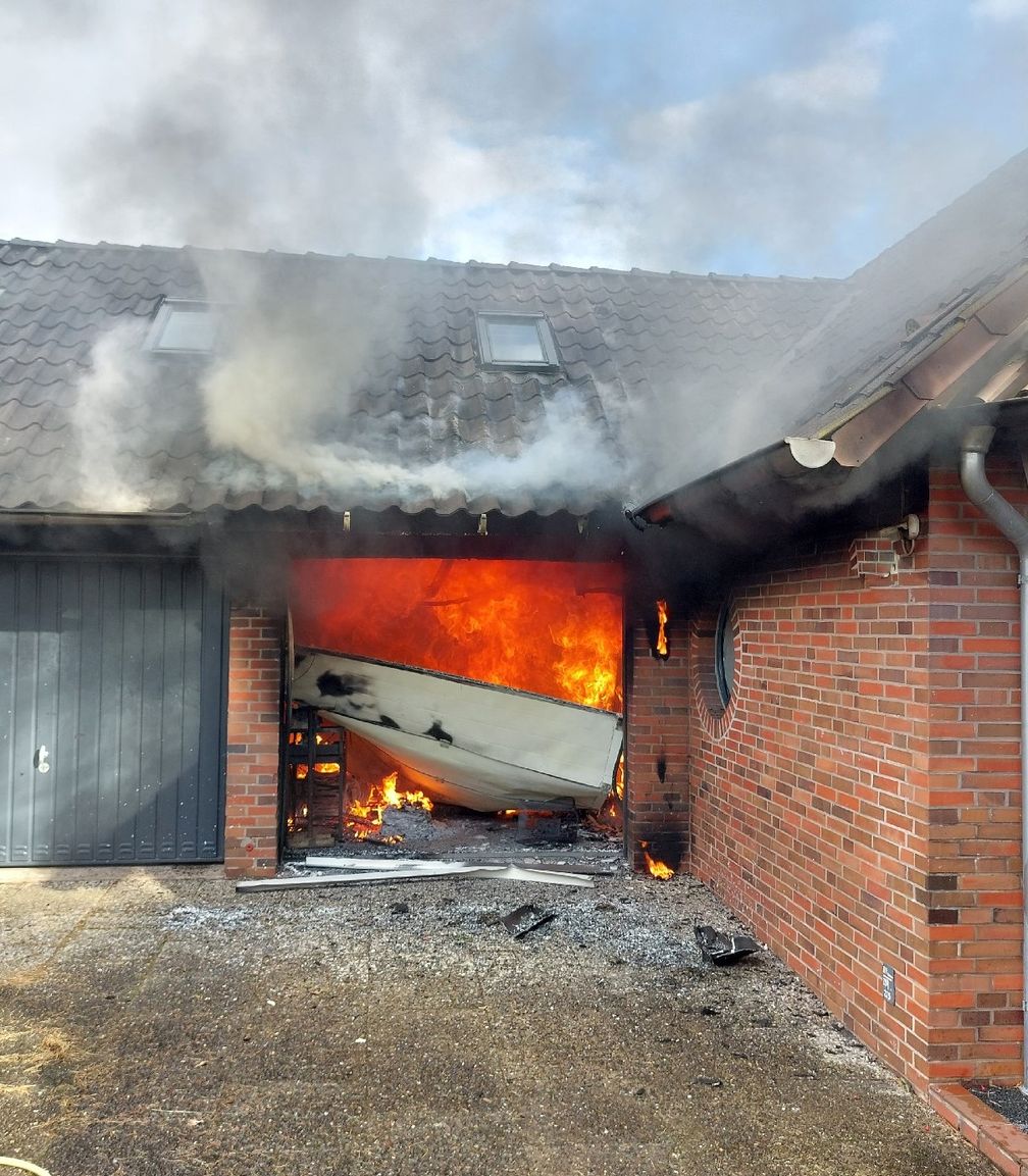 Garagenbrand Bild: Polizei