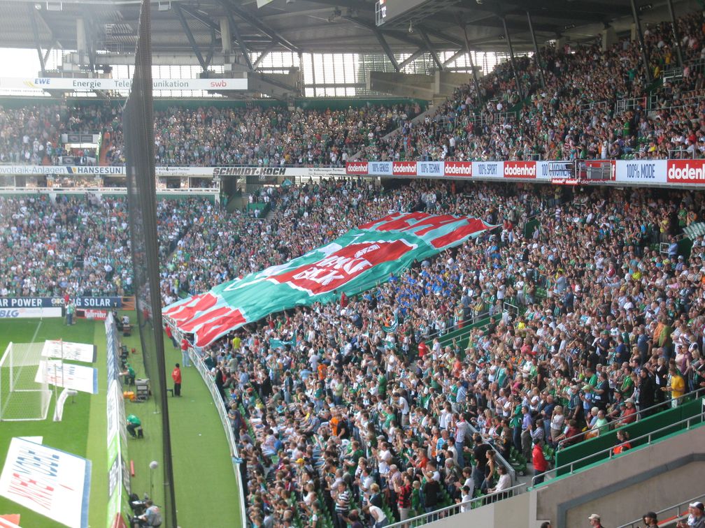 Das Weserstadion in Bremen ist das Fußballstadion des deutschen Fußball-Bundesligisten Werder Bremen.