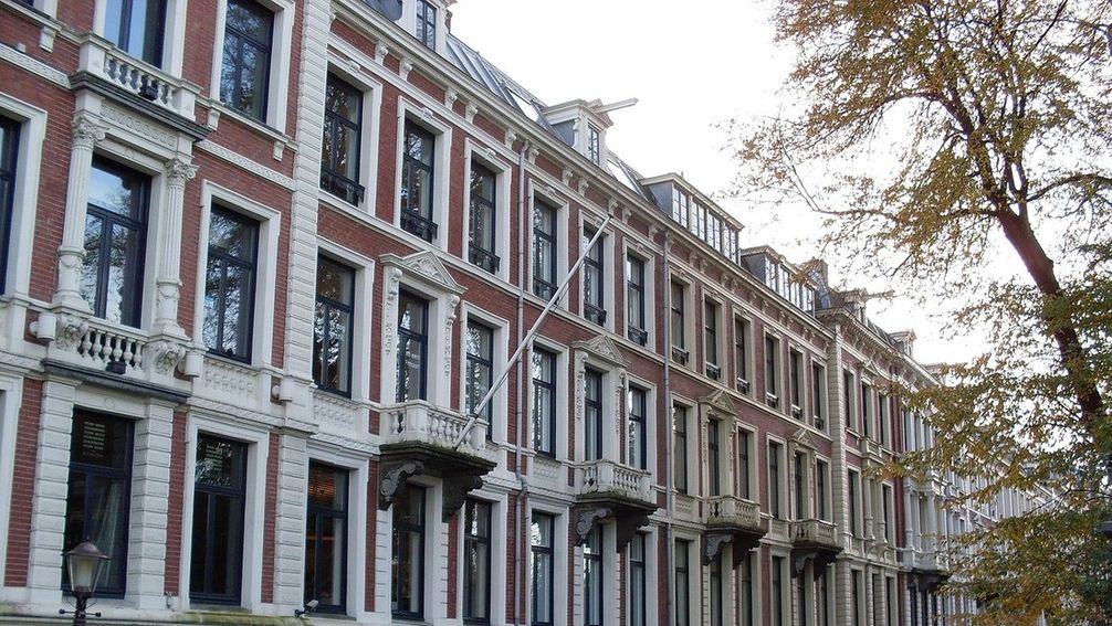Die Vossiusstraat in Amsterdam. In dieser Straße befindet sich das besetzte Wohnhaus. Bild: Marcel mulder/Wikimedia Commons/License: CC-BY-SA / RT