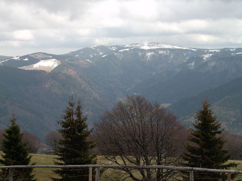 Der Feldberg, höchster Berg des Schwarzwalds, südöstlich von Freiburg