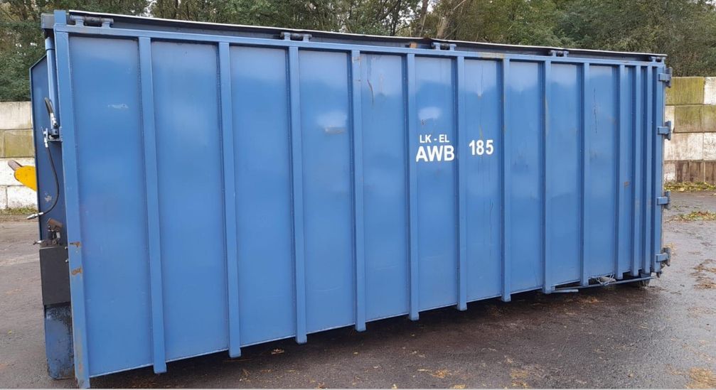 D-rpen-16-Container-von-Betriebsgel-nde-entwendet