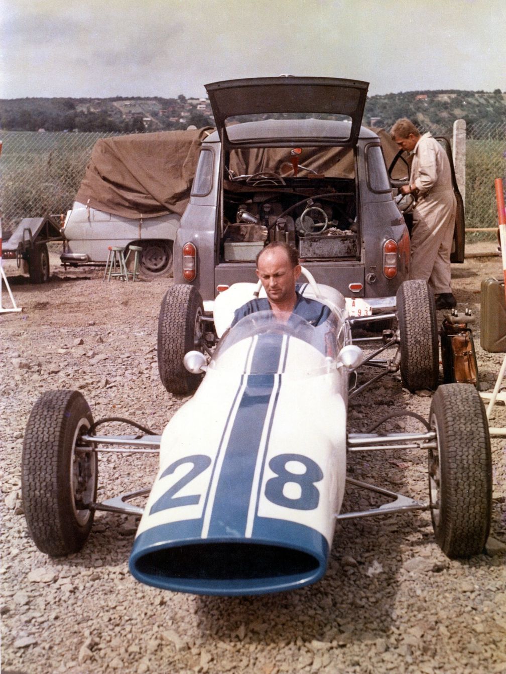 Fahrer Jaroslav Bobek gewann mit dem ŚKODA F3 im Jahr 1966 die tschechoslowakische Meisterschaft.