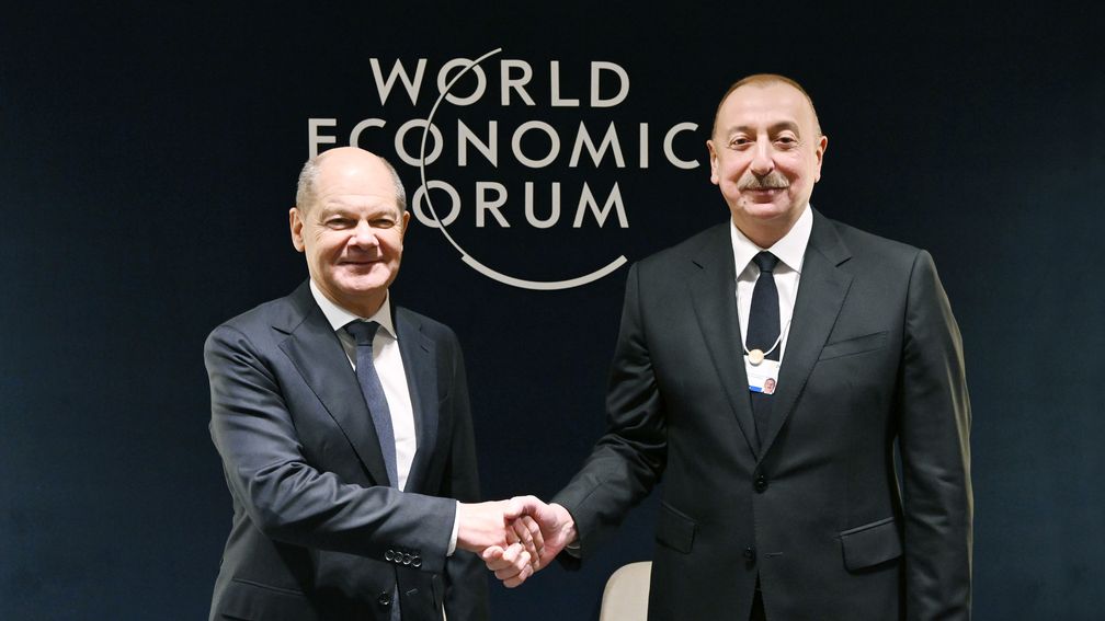 Olaf Scholz und Ilham Aliyev (2025)