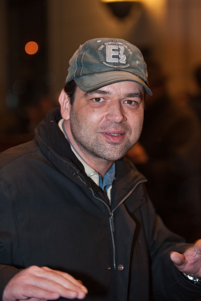 Marc-Rothemund-verfilmt-DAS-GEWISSE-ETWAS-AT-f-r-Constantin-Film