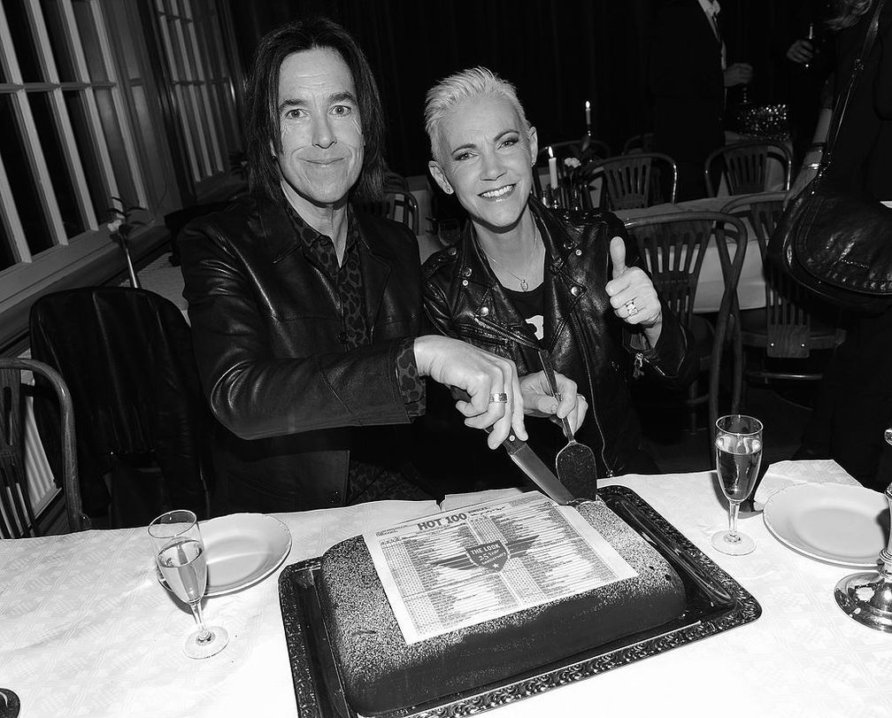 Gessle and Fredriksson celebrating the 25th anniversary of "The Look" topping the Billboard Hot 100