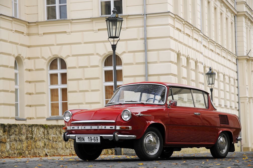 SKODA Sextett startet bei Sachsen Classic 2016. Der SKODA 1100 MBX De Luxe aus dem Jahre 1969 zählt zu den begehrtesten Oldtimern überhaupt. Bild: "obs/Skoda Auto Deutschland GmbH"