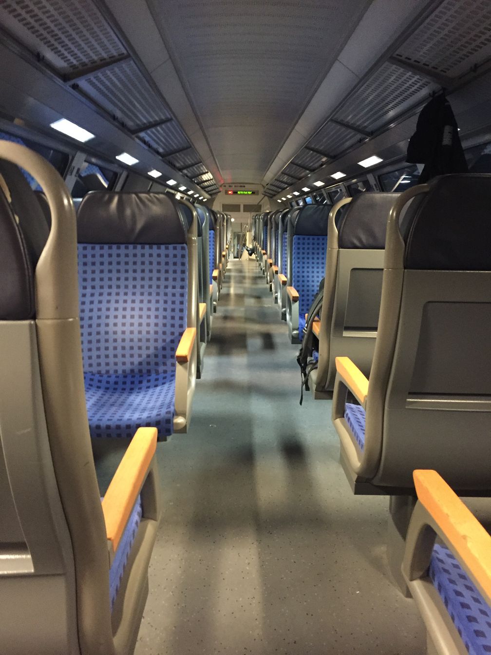 Regionalexpress: Blick in den Innenraum