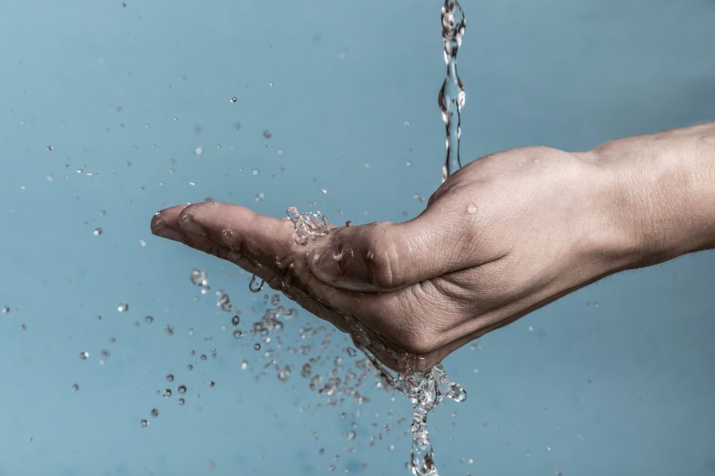 26 Prozent der weltweiten Gesamtbevölkerung haben keinen sicheren Zugang zu sauberem Trinkwasser.