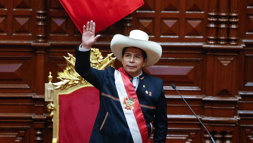 Pedro Castillo bei der Vereidigung, 28.07.2021  Bild: www.globallookpress.com / Peruvian Presidential Press