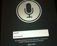 "Siri": Sprachsteuerung zu unsicher. Bild: flickr.com/Sean MacEntee