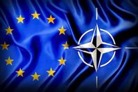 Europäische Union (EU) und NATO: Kaum noch voneinander unterscheidbar? (Symbolbild)