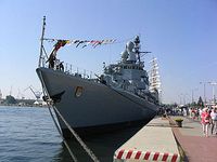 Die Köln (F 211) ist eine Fregatte der Bremen-Klasse der Deutschen Marine. Quelle: Darkone / de.wikipedia.org